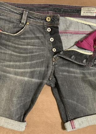 Diesel джинсові шорти ідеальні в стані нових італія оригінал!3 фото