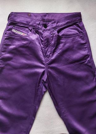 Женские фиолетовые атласные штаны джинсы diesel размер 279 фото