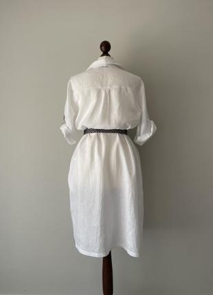 Льняное платье на пуговицах с вышивкой бренд7 фото