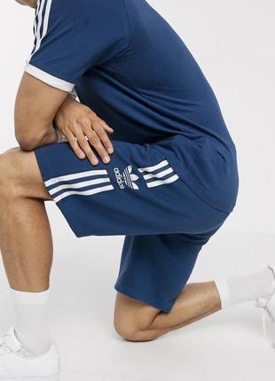 Шорты adidas originals lockup shorts navy9 фото