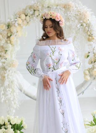 Праздничное вышитое длинное белое платье, свадебное вышитое платье