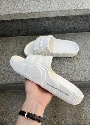 Сланцы adidas yeezy adilette slides white4 фото
