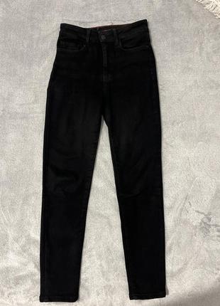 Брюки джинсы черного цвета1 фото