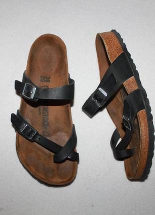 Шльопанці сланці фірми birkenstock 38 розмір по устілці 24,5 см.1 фото