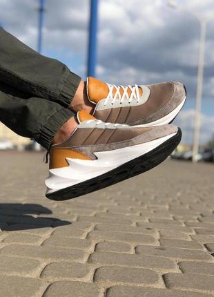 Чоловічі та жіночі кросівки  adidas shark brown white