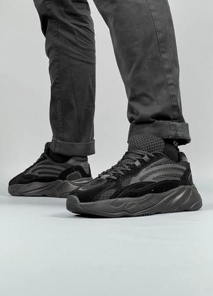 Мужские кроссовки  adidas yeezy boost 700 v2 all black7 фото