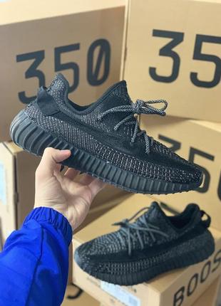 Женские кроссовки  adidas yeezy boost 350 v2 black static