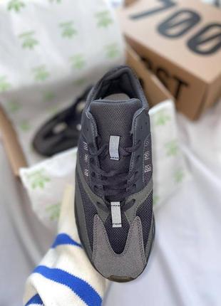 Мужские кроссовки  adidas yeezy boost 700 v1 wave runner «black raw rubber» 23 фото