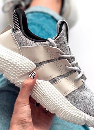 Жіночі кросівки adidas prophere