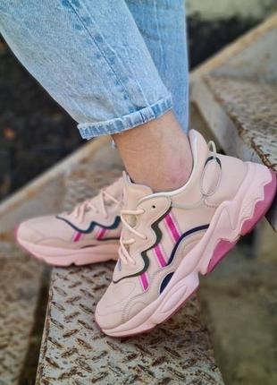 Женские кроссовки  adidas ozweego pink