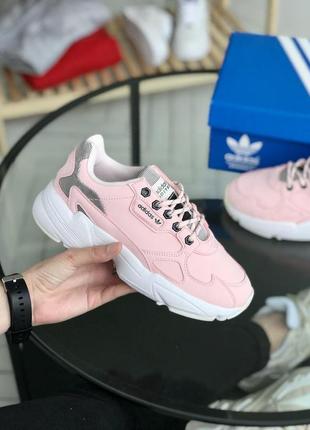 Женские кроссовки  adidas falcon