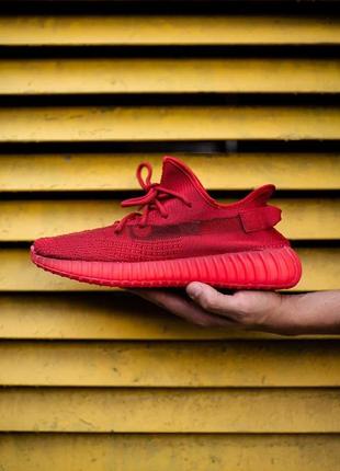 Жіночі кросівки adidas yeezy boost 350 v2 red