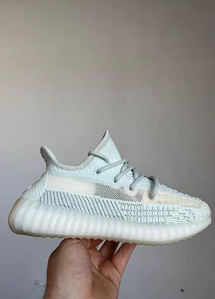 Женские кроссовки flashback adidas yeezy    boost 350 v2