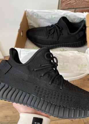 Кросівки чоловічі   adidas yeezy boost black