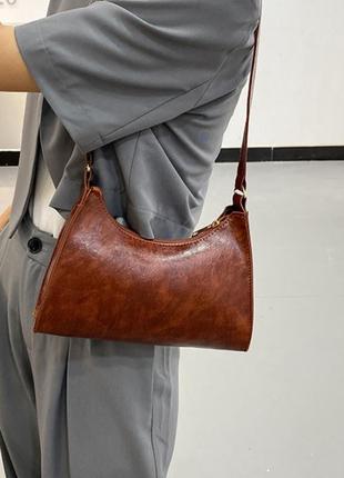 Сумочка багет (світло-коричнева)