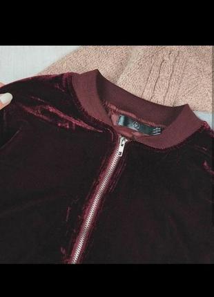 Подовжений велюровий оксамитовий бомбер куртка курточка6 фото