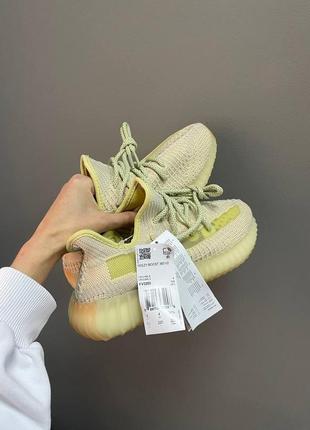 Мужские и женские кроссовки    adidas yeezy boost 350 адидас изи буст4 фото