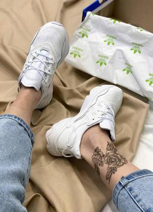 Мужские и женские кроссовки  adidas ozweego white5 фото