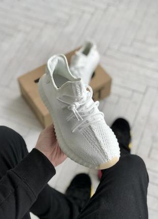 Мужские и женские кроссовки  adidas yeezy boost 350 v2  white cream2 фото