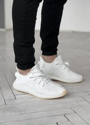 Мужские и женские кроссовки  adidas yeezy boost 350 v2  white cream4 фото