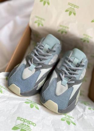 Кросівки чоловічі   adidas yeezy boost 700 v1 inertia grey1 фото