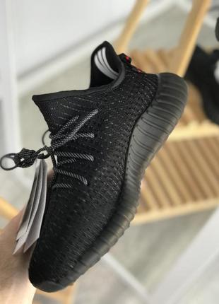 Мужские кроссовки  adidas yeezy boost 350 v2 black static  full reflective3 фото