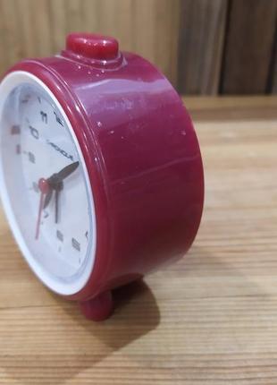 Часы-будильник с подсветкой3 фото