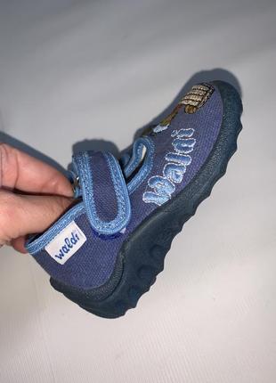 Комфортні капці для малюка