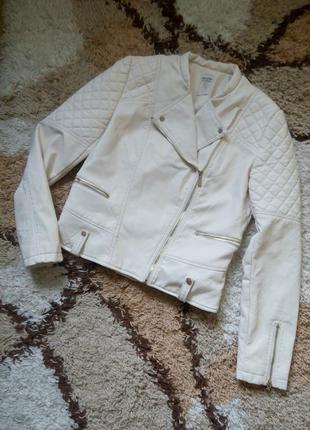 Косуха bershka /кожанка/курточка/ куртка