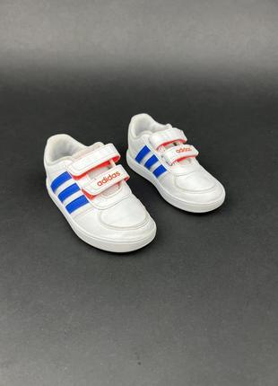 Оригинальные детские кроссовки adidas