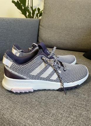 Кроссовки adidas cloudfoam