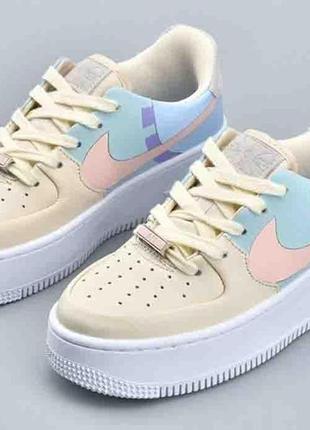 Женские кроссовки  nike air force 1 sage low lx beige/pale blue-pink