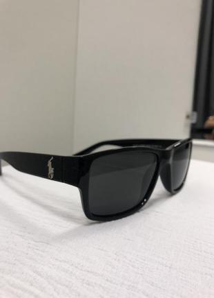 Жіночі сонцезахисні окуляри