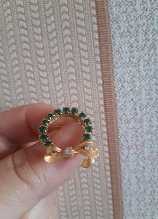 Брошь брошь венок кристаллы стекло, американский винтаж