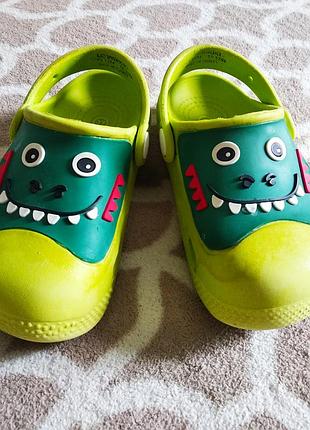Crocs детские тапочки
