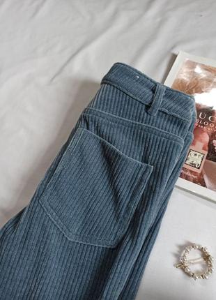 Бархатные джинсы на высокой посадке с разрезами на штанинах/вырезами /в рубчик4 фото