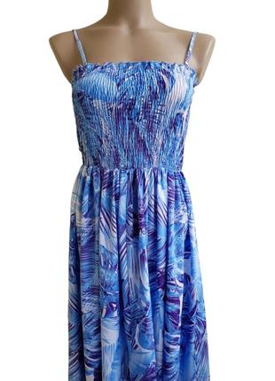 Длинный сарафан с тропическим принтом