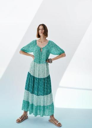 Ярусное платье в цветочках zara