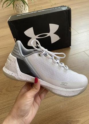 Under armour curry 3 low 39 лімітована серія баскетбол