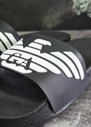 Шльопанці в стилі giorgio armani