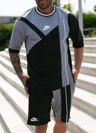 Летний серый спортивный костюм комплект оверсайз nike найк сірий літній костюм оверсайз nike