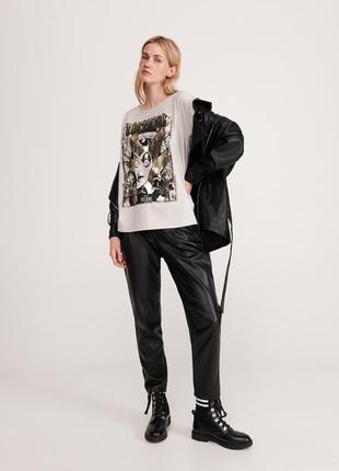 Футболка с 3d рисунком disney от reserved, хs, польша