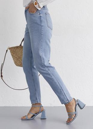 Женские джинсы mom с высокой талией3 фото