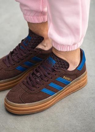 Жіночі замшеві кросівки /кеди на товстій підошві adidas gazelle bold. колір коричневий з синім4 фото