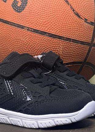 Кросівки для бігу hummel