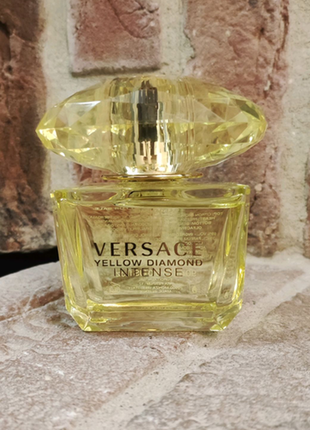 Versace yellow diamond intense3 фото