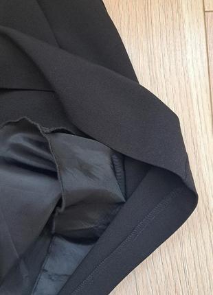 Черная классическая юбочка на молнии4 фото