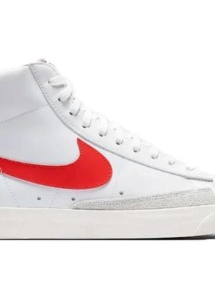 Женские кроссовки  nike blazer low 77 vintage 2 red swoosh 36