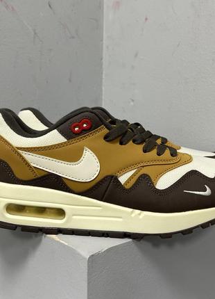 Мужские кроссовки  nike air max 1 x patta beige brown