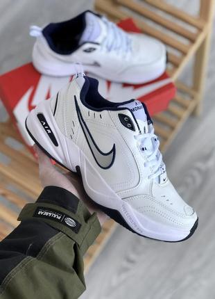 Женские кроссовки  nike air monarch 40